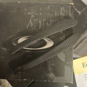 Oakley jupiter ear socks